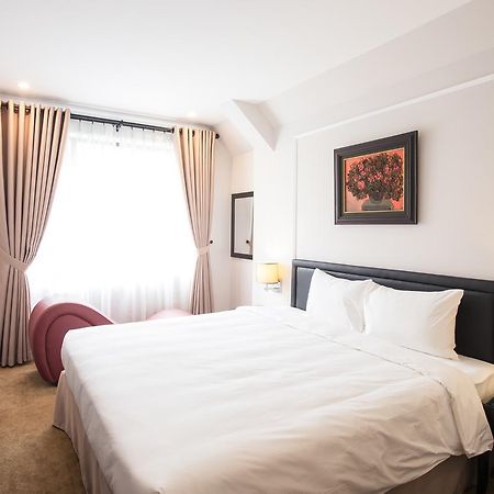 Dinh Elegant Hanoi Hotel Exterior photo